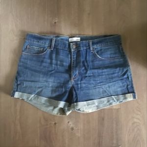 LOFT 3" Rolled Hem Shorts 31/12